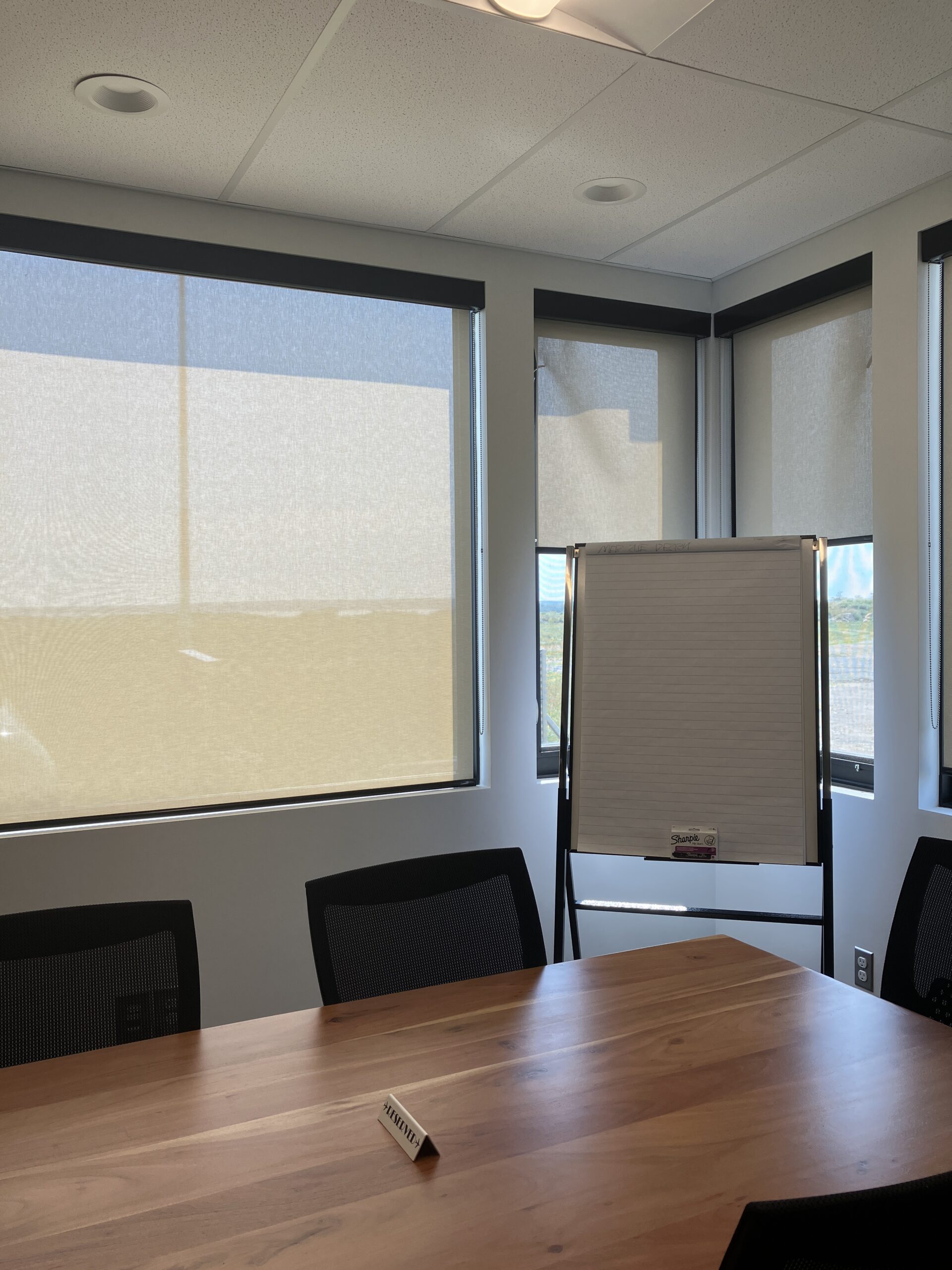 MeetingRoomWindows